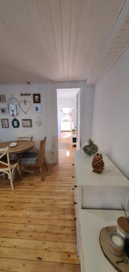 Apartamento Con Encanto Tipico Cereta Centro Puigcerda Exterior photo